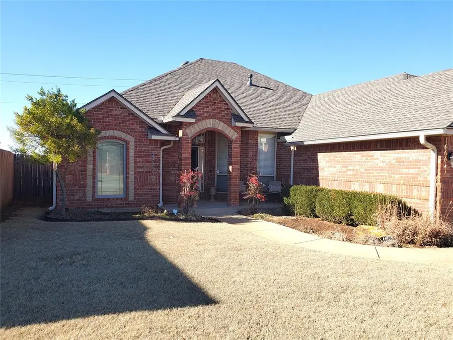 1117 Kelsi Drive, Moore, OK 73160 - Image #2