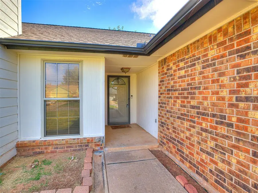 3712 Summerwind Avenue, Oklahoma City, OK 73179 - Image #3
