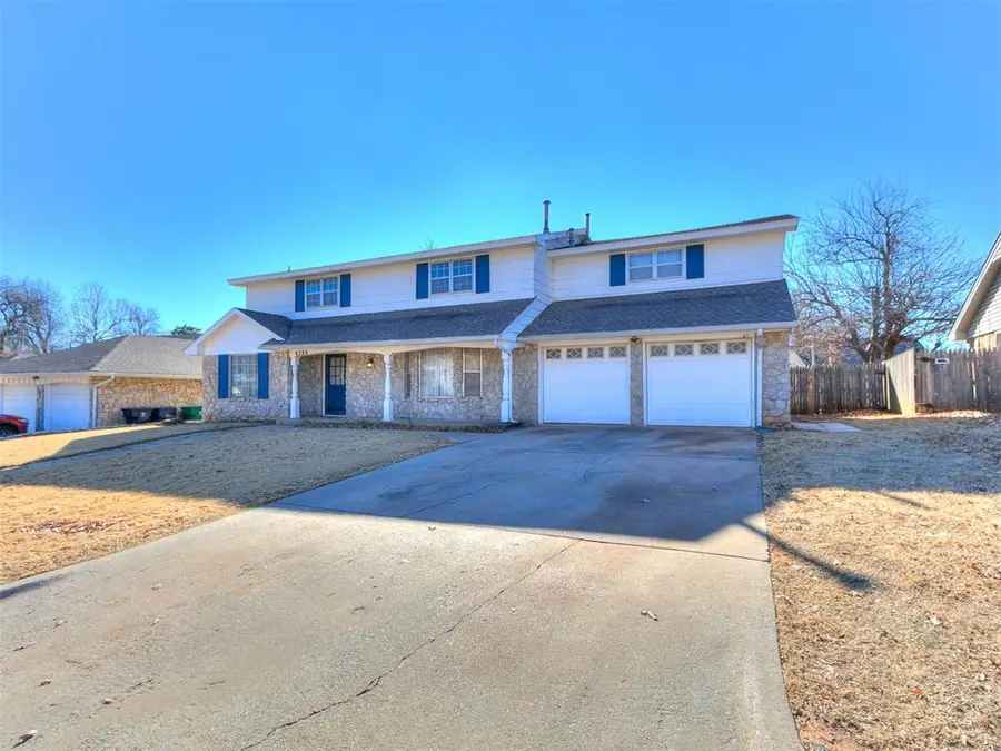 6304 Lansbrook Lane, Oklahoma City, OK 73132 - Image #2
