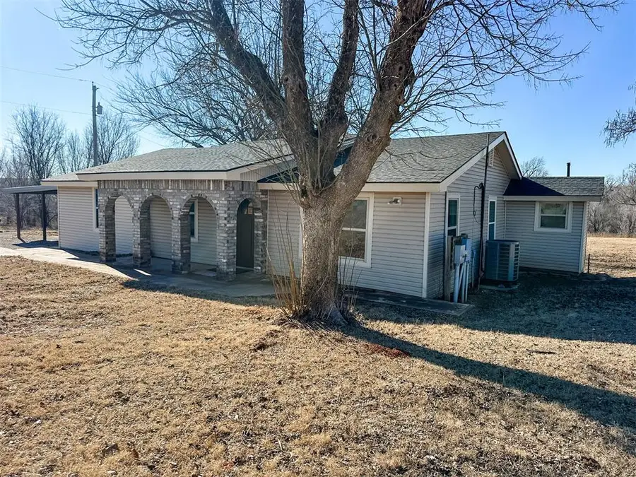 523 S 1st Street, Lookeba, OK 73053 - #3