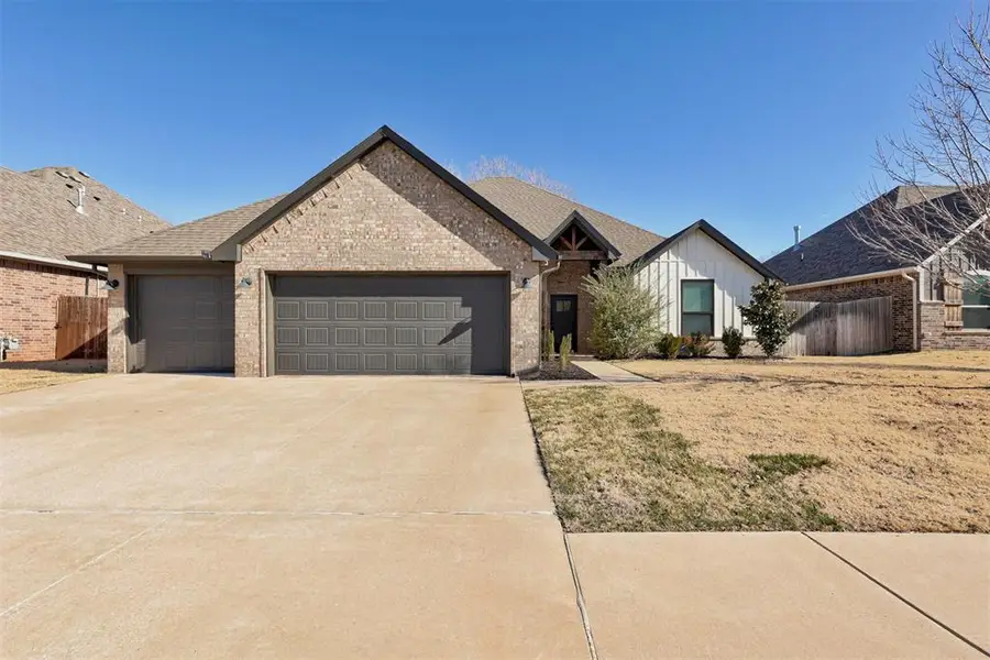 11124 Fairways Avenue, Yukon, OK 73099 - #2