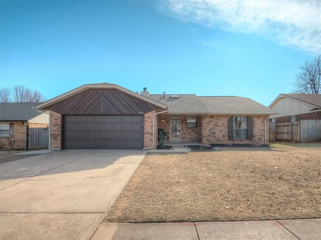 2100 Vanishing Trail, Edmond, OK 73013 - Image #1