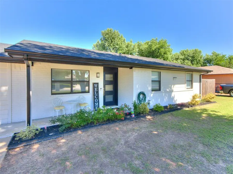 1212 N Eunice Avenue, Newcastle, OK 73065 - #2