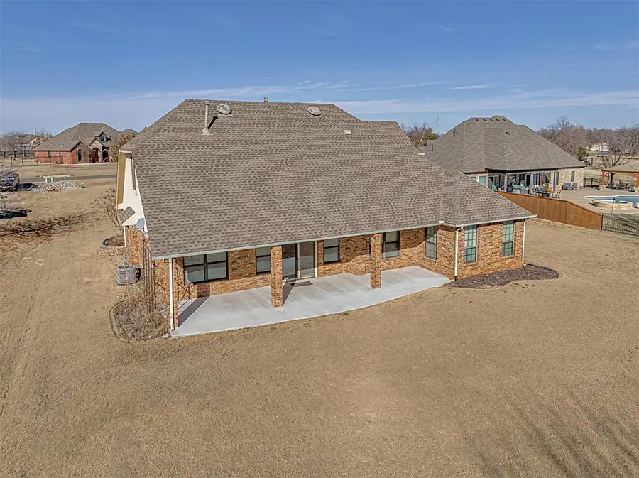 3004 Twin Lake Drive, Moore, OK 73165 - Image #3