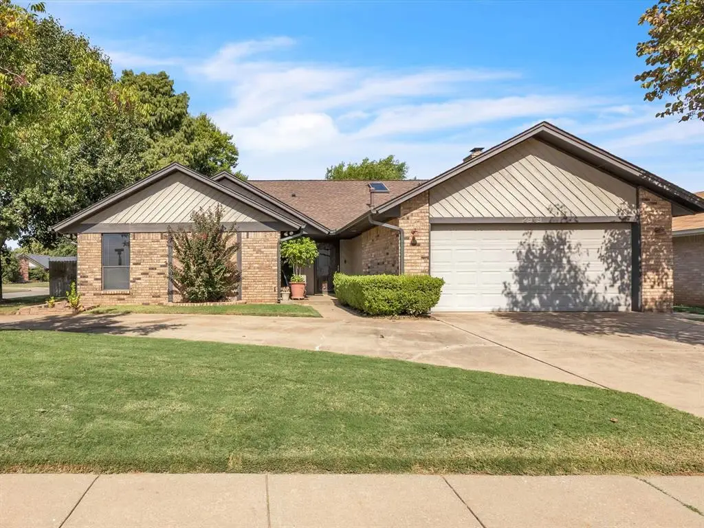 2909 Parkside Drive, Edmond, OK 73012 - Image #1