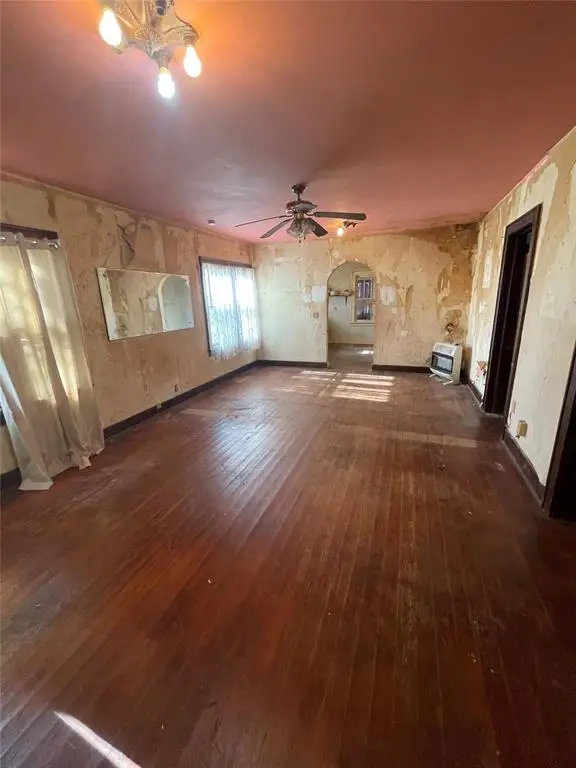 325 S 4th Street, Okarche, OK 73762 - #3