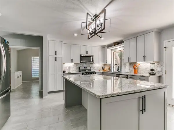 6112 Shaftsbury Road, Oklahoma City, OK 73132