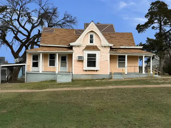 811 7th Street, Pawnee, OK 74058