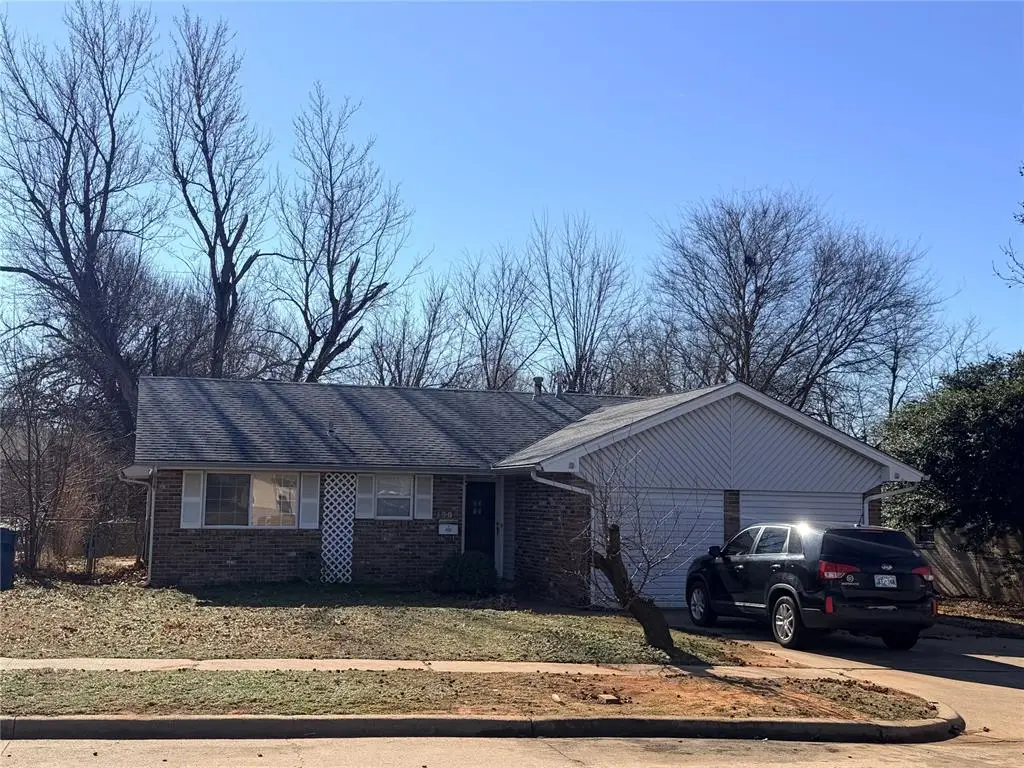 1008 Royal Way, Edmond, OK 73034 - Image #1