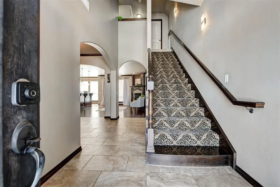 2804 SE 8th Street, Moore, OK 73160 - #2