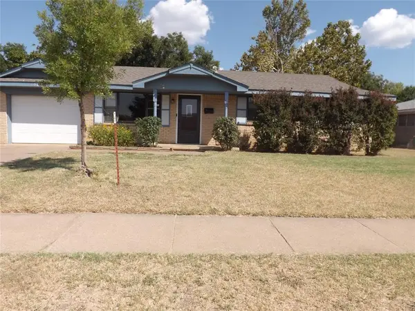 1908 N Robin Street, Altus, OK 73521