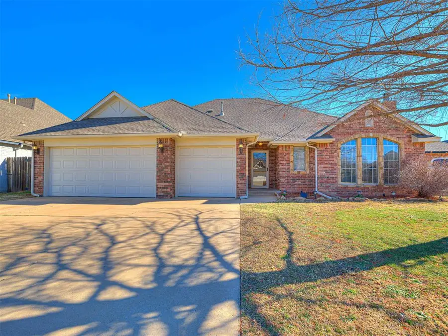 19112 Canyon Creek Place, Edmond, OK 73012 - Image #2