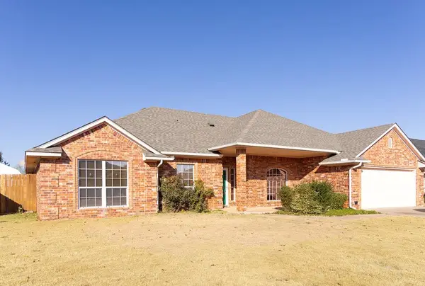 1001 Stephanie Lane, Altus, OK 73521