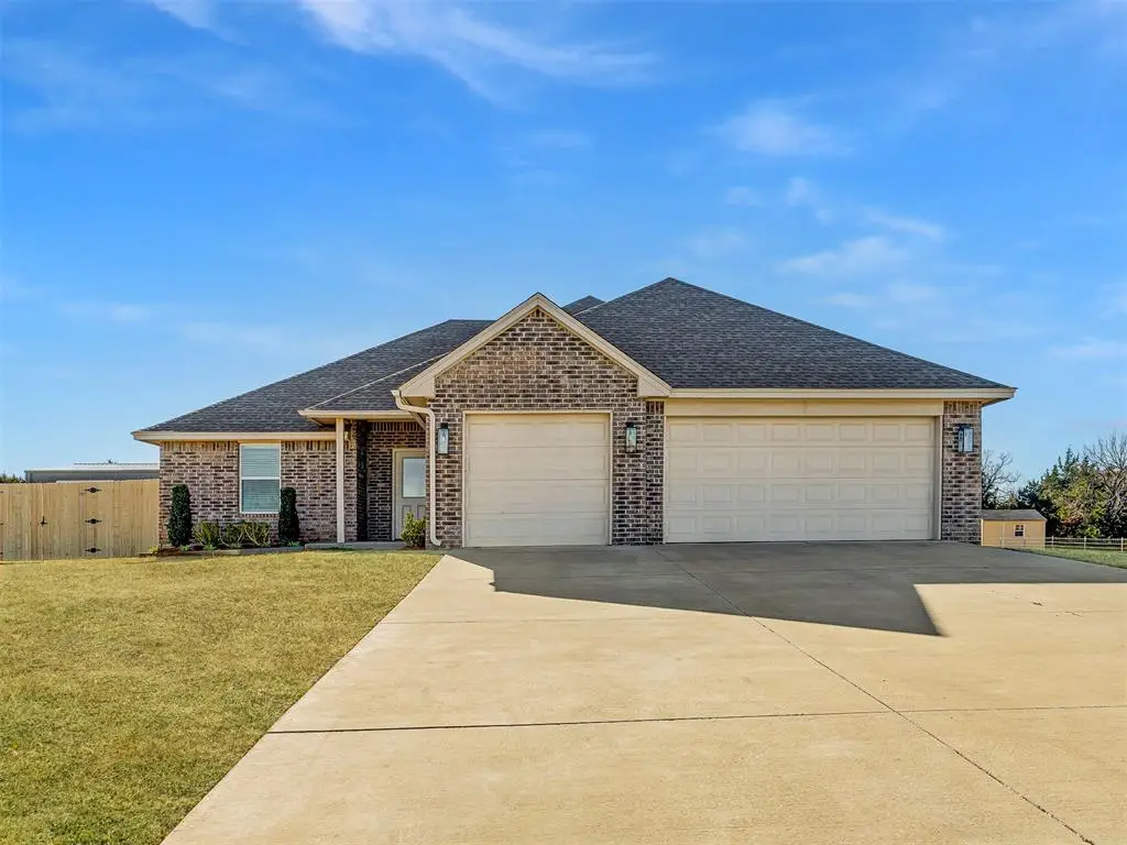 9757 Country Side Lane, Guthrie, OK 73044 - Image #1