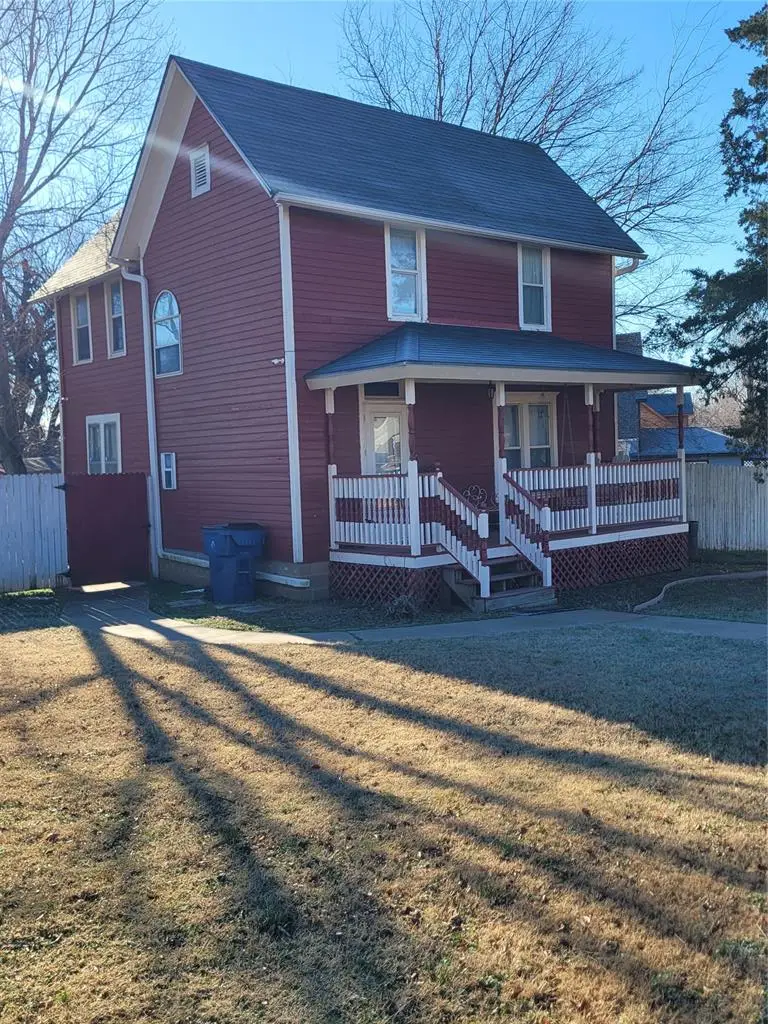 402 S 2nd Street, Guthrie, OK 73044 - Image #1