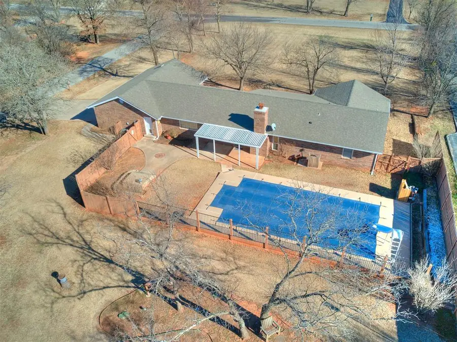 36701 Timber Road, Shawnee, OK 74804 - Image #2