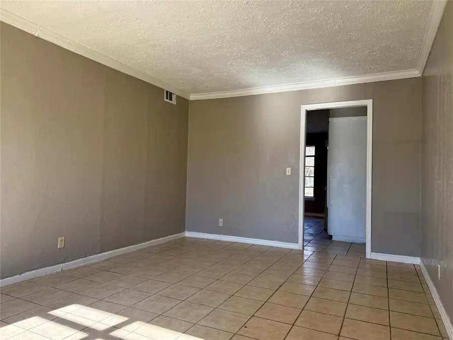 329 NW 84th Street, Oklahoma City, OK 73114 - #3