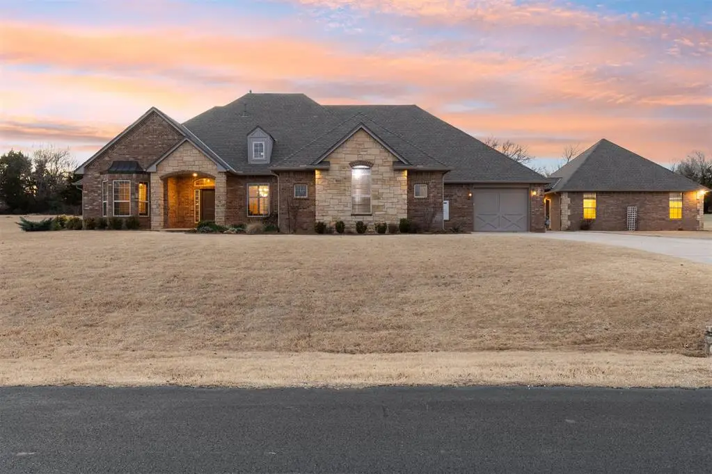 7351 Falcon Ridge, Edmond, OK 73034 - Image #1