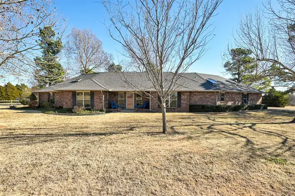23400 Bob White Drive, Edmond, OK 73025