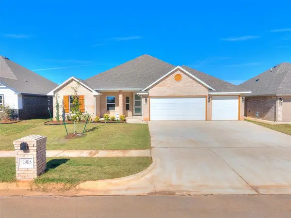 2905 Summit Hollow Circle, Norman, OK 73071