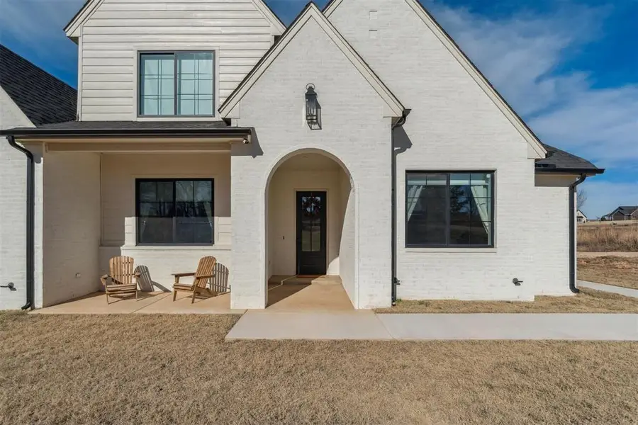 4400 W Forrest Hills Road, Guthrie, OK 73044 - Image #2