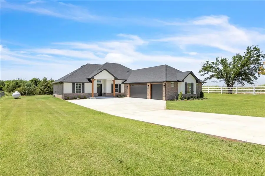 Address Withheld By Seller, Guthrie, OK 73044 - Image #2