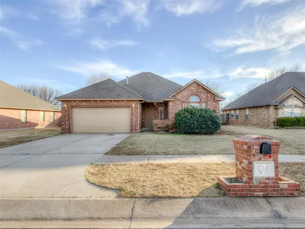 940 NE 28th Street, Moore, OK 73160