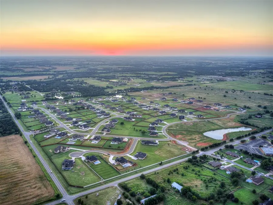 22300 Pine Bluff Way, Edmond, OK 73025 - Image #2