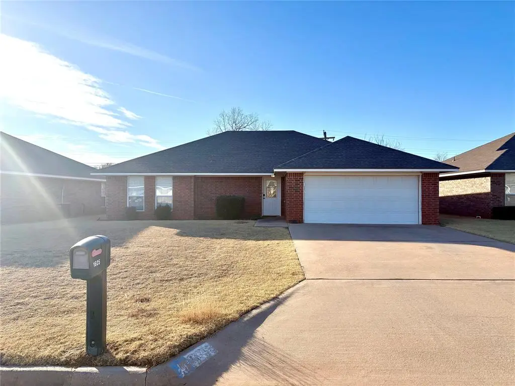 1605 Sommerset Place, Altus, OK 73521 - Image #1