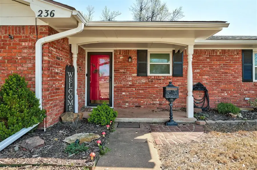 236 E 30th Street, Edmond, OK 73013 - Image #2