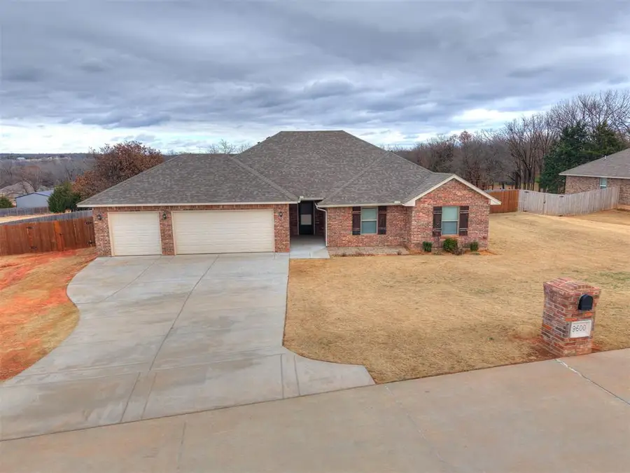 9600 Country Side Lane, Guthrie, OK 73044 - Image #2