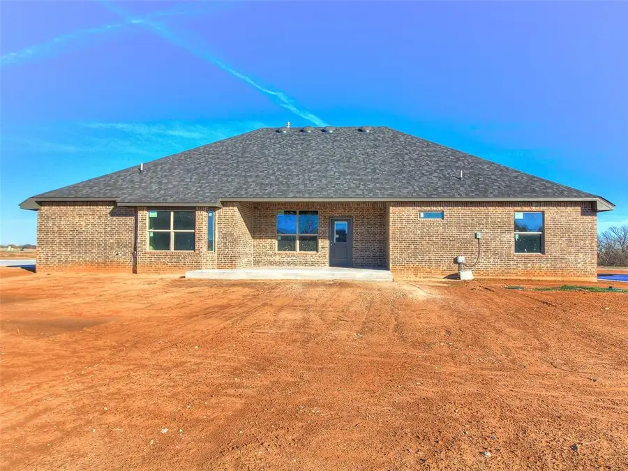 8681 Oak Tree Circle, Edmond, OK 73025 - Image #3