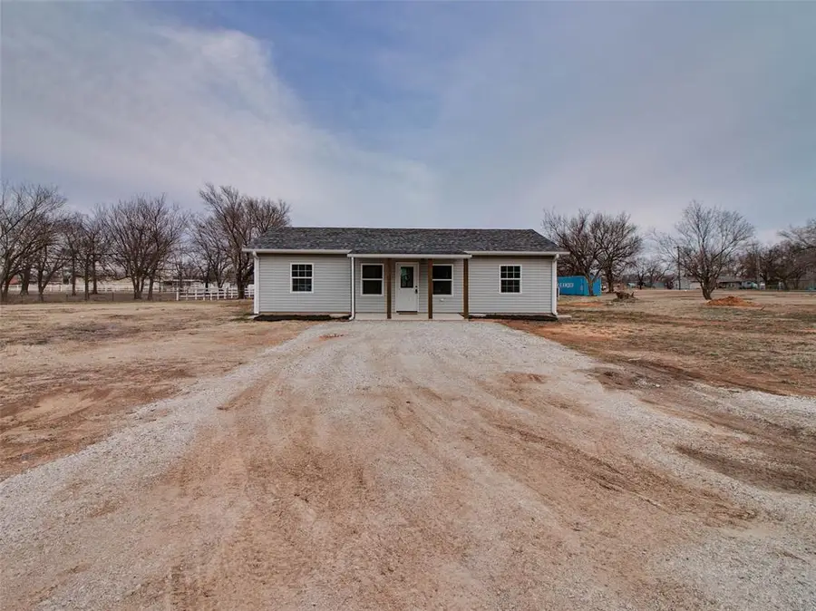 922 N Concord Avenue, Davenport, OK 74026 - #2