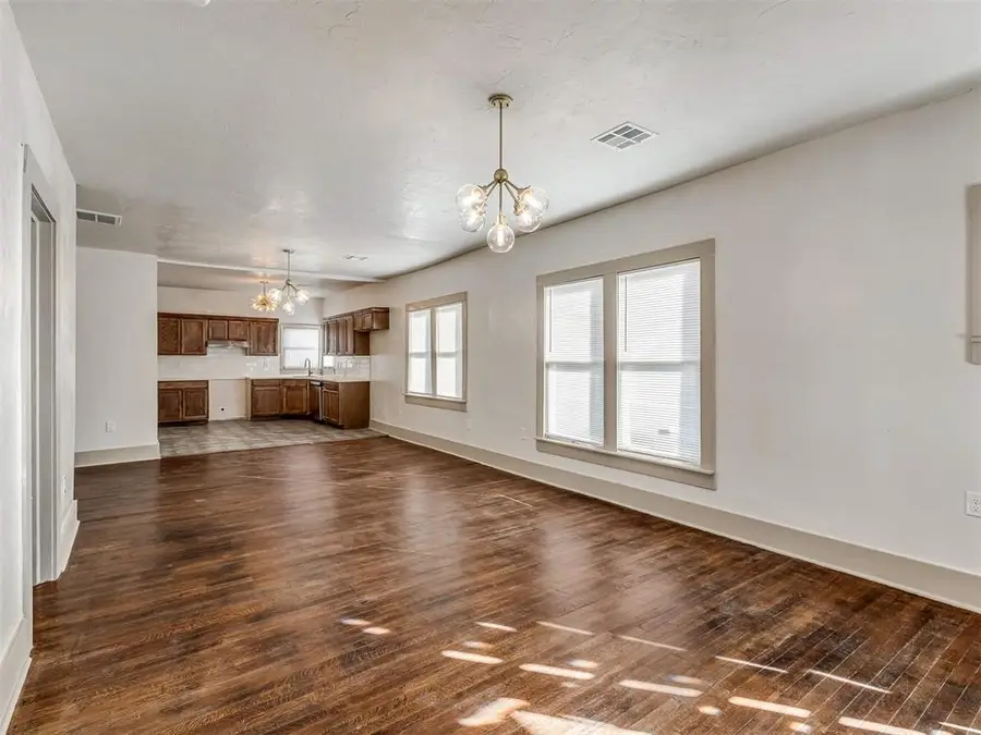 917 NW 22nd Street, Oklahoma City, OK 73106 - #3