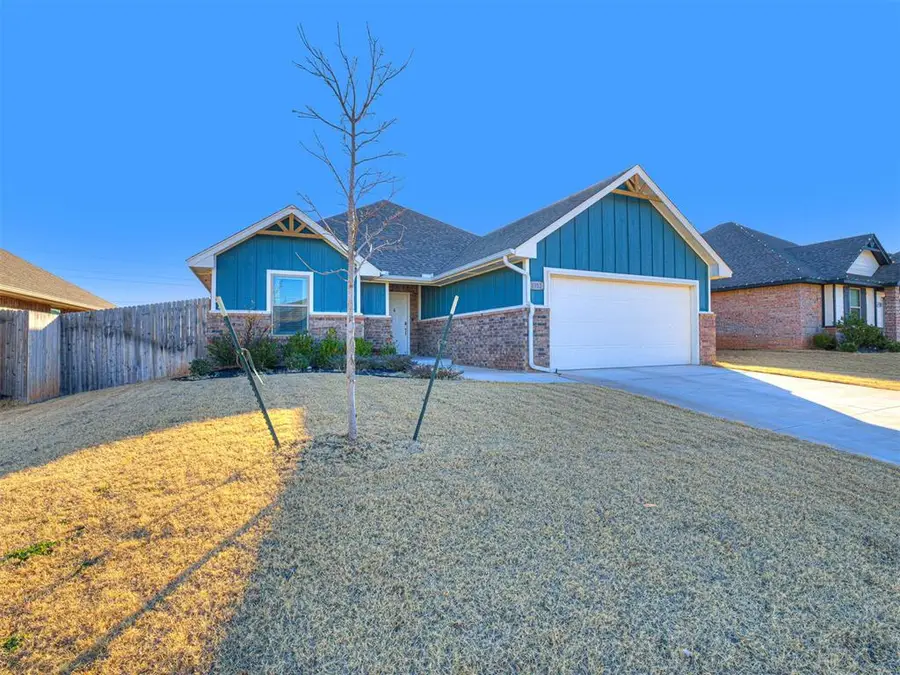 2912 Heather Haven, Moore, OK 73160 - Image #2