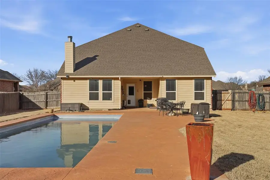 11008 SW 40th Street, Mustang, OK 73064 - Image #2