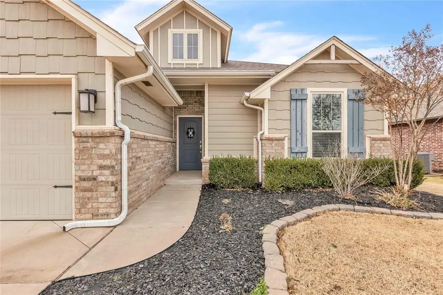 717 Windy Lane, Yukon, OK 73099 - #2