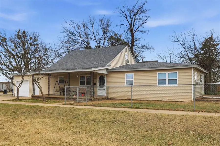 523 N 2nd Avenue, Stroud, OK 74079 - #3