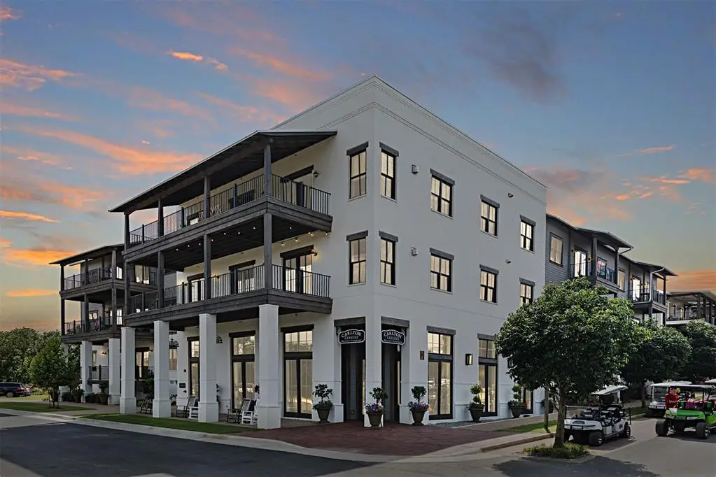 29 Water Street #8, Carlton Landing, OK 74432 - Image #1