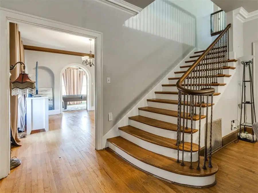 828 S 12th Street, Chickasha, OK 73018 - #2