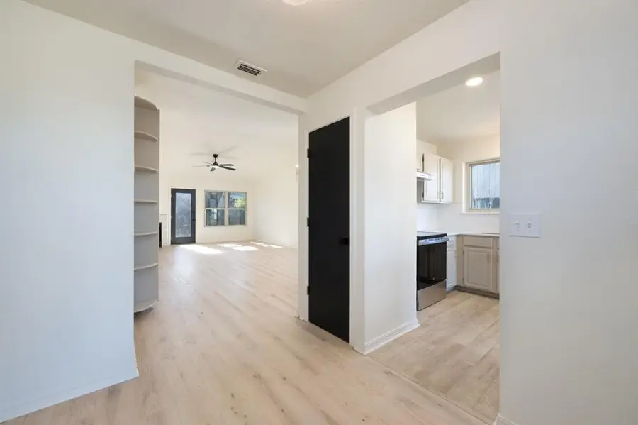 1804 Foxfire Road, Edmond, OK 73003 - Image #2