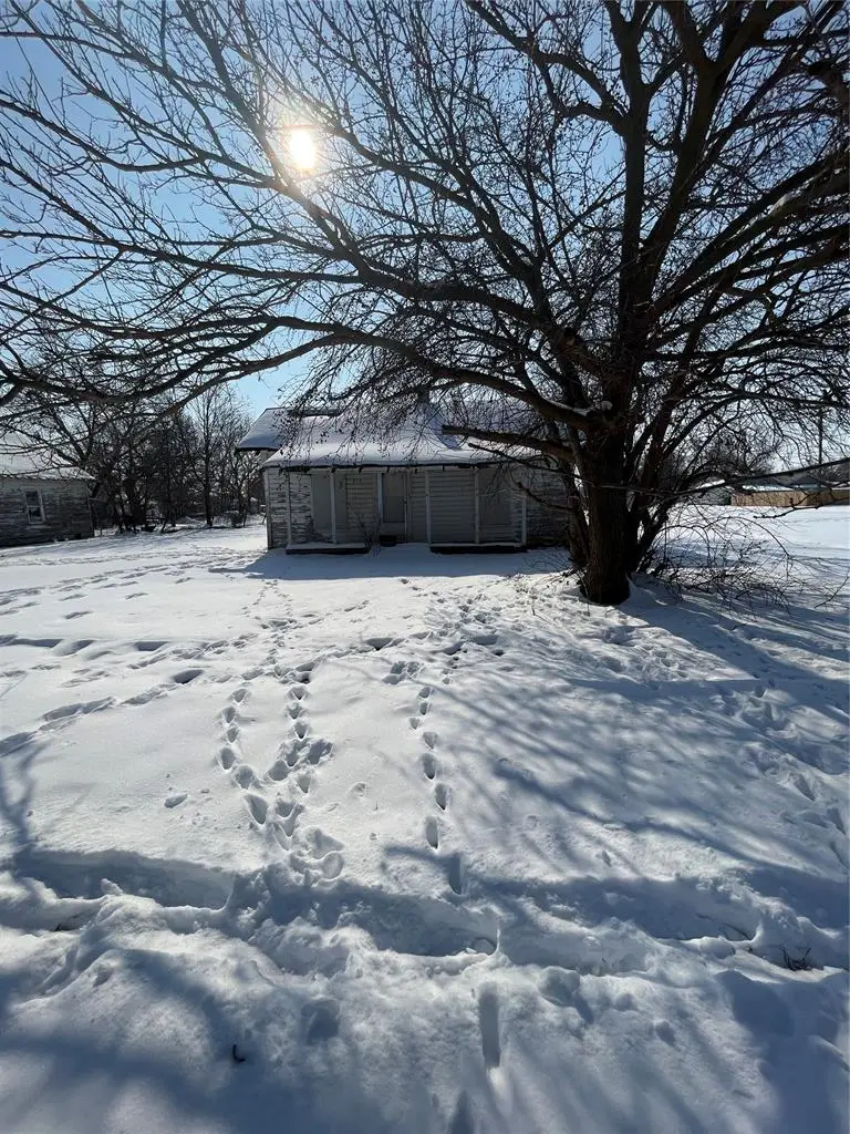 919 W Padon Avenue, Blackwell, OK 74631 - #2