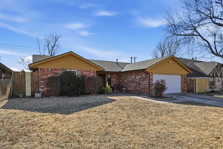1008 Royal Lane, Yukon, OK 73099 - Image #2