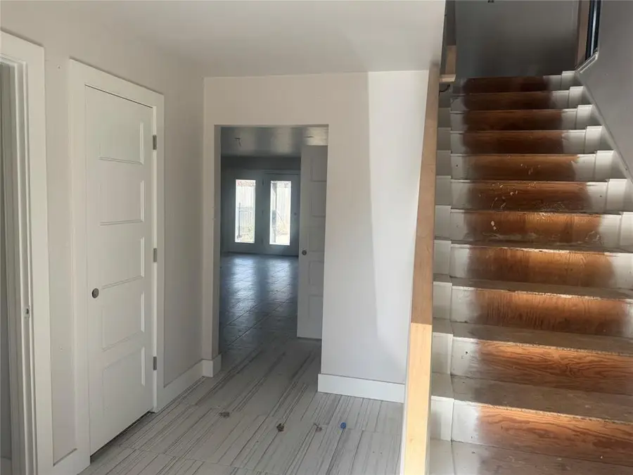 3005 Hickory Stick Road, Oklahoma City, OK 73120 - Image #2