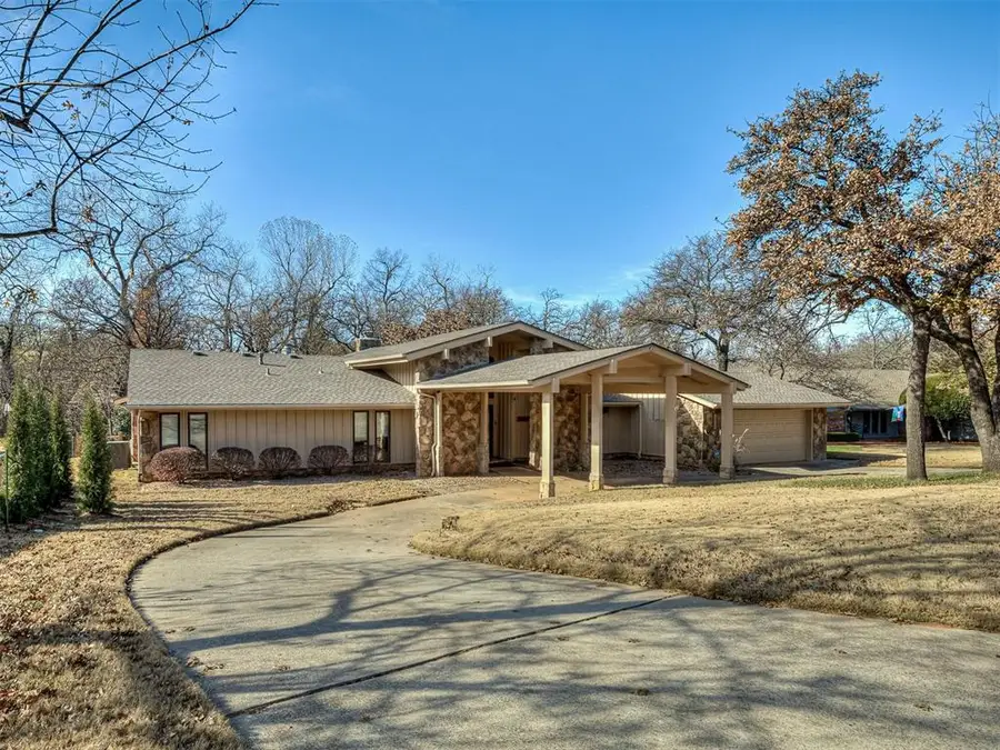 1909 N Mistletoe Lane, Edmond, OK 73034 - Image #2