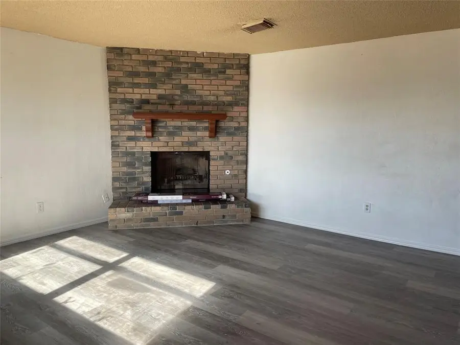 7611 NW 113th Place, Oklahoma City, OK 73162 - #2