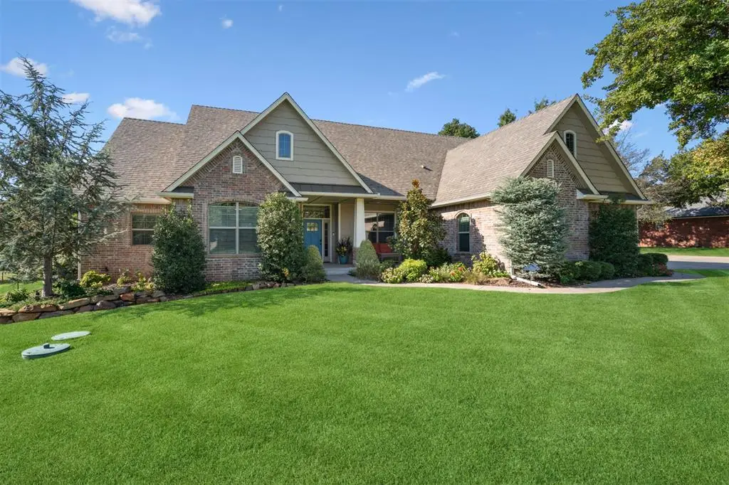 2369 Blue Spruce Drive, Blanchard, OK 73010 - Image #1