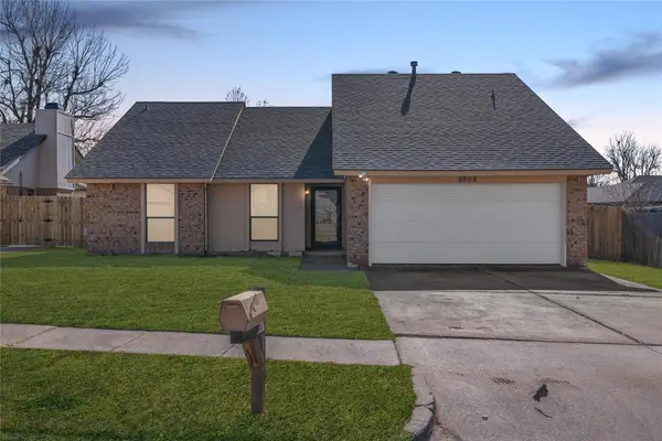 2808 Mustang Trail, Edmond, OK 73012