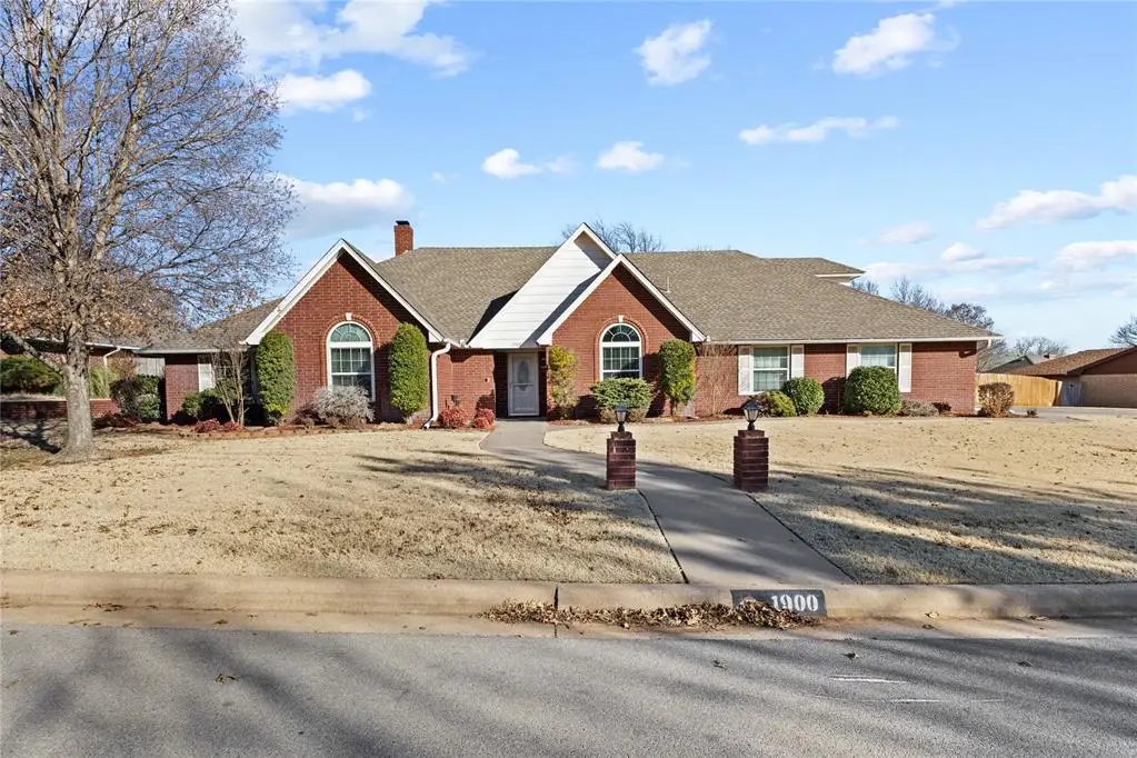 1900 Pamela Lane, Weatherford, OK 73096 - #1