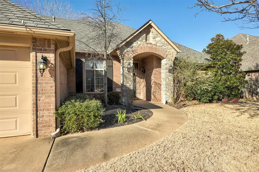 4315 Gallant Fox Drive, Edmond, OK 73025 - Image #2